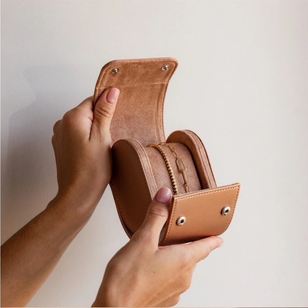 Leather Bracelet/Watch Case — image 2 of 6